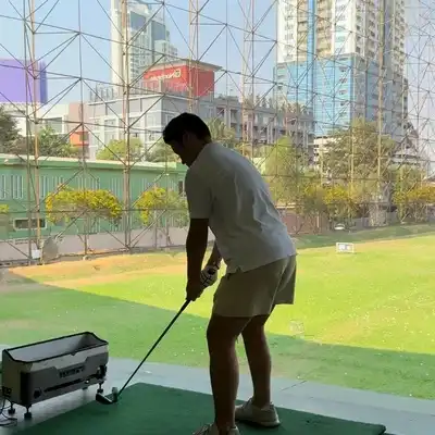 董欣